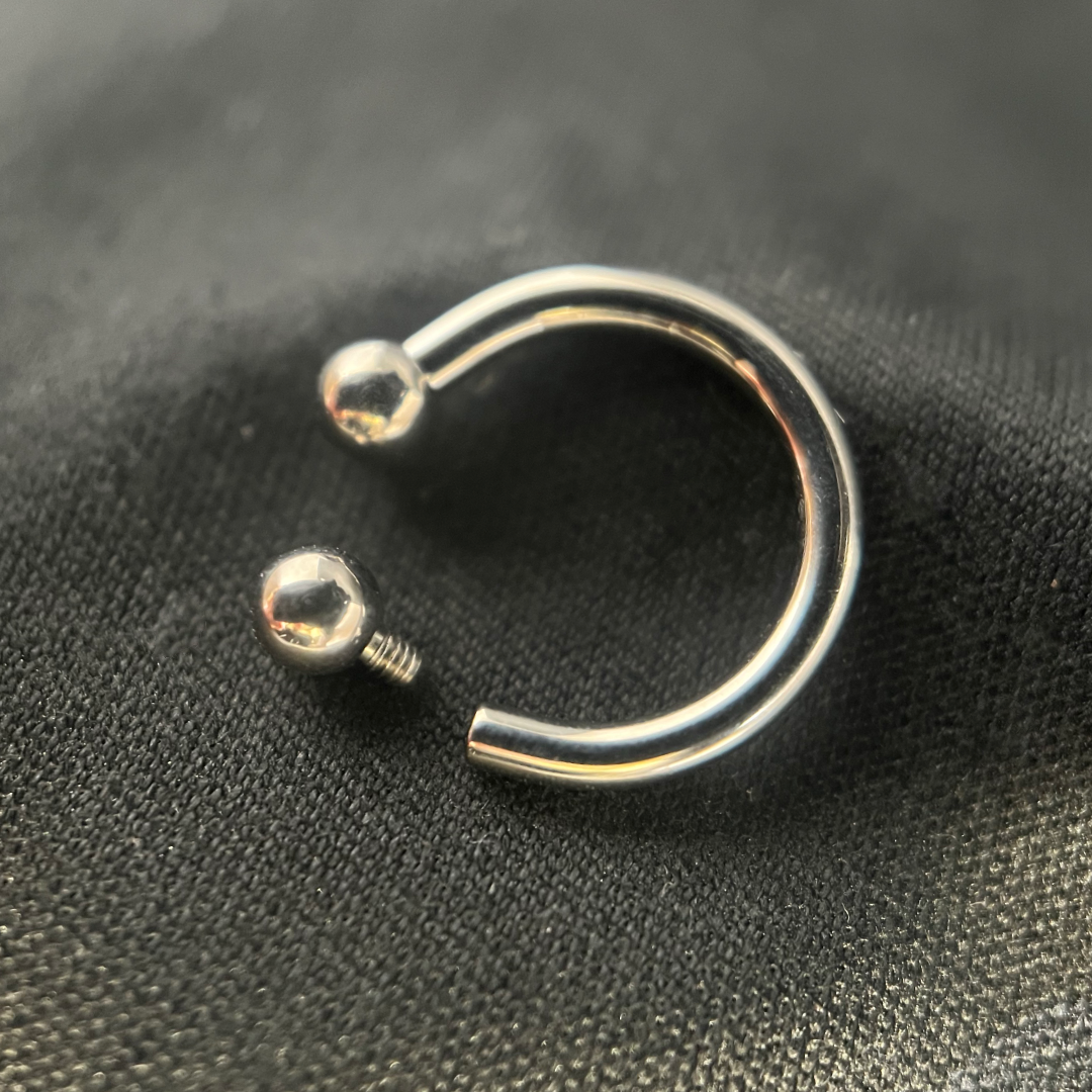 Titanium Circular Barbell, Threaded