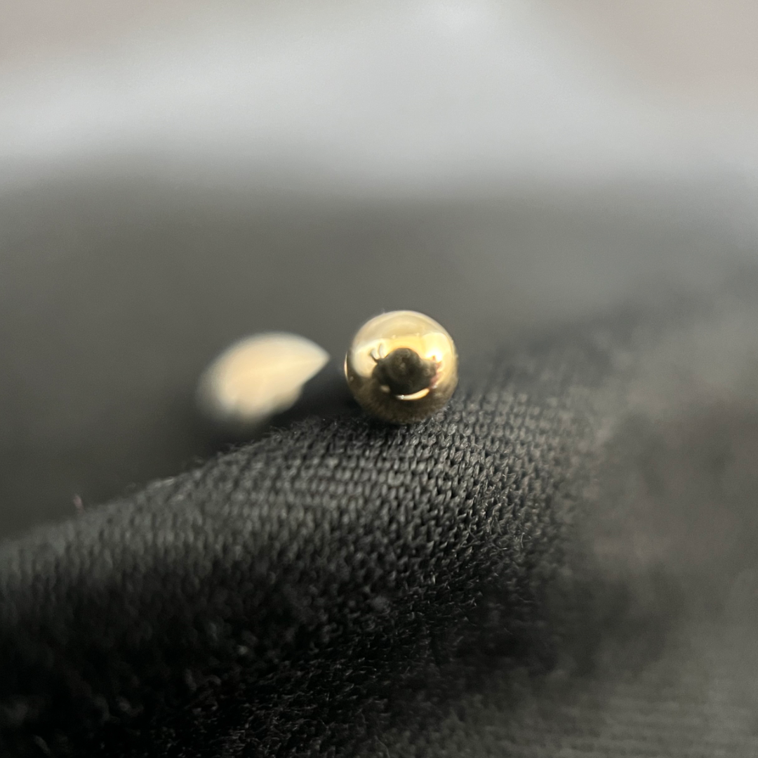 Gold Ball, Threadless